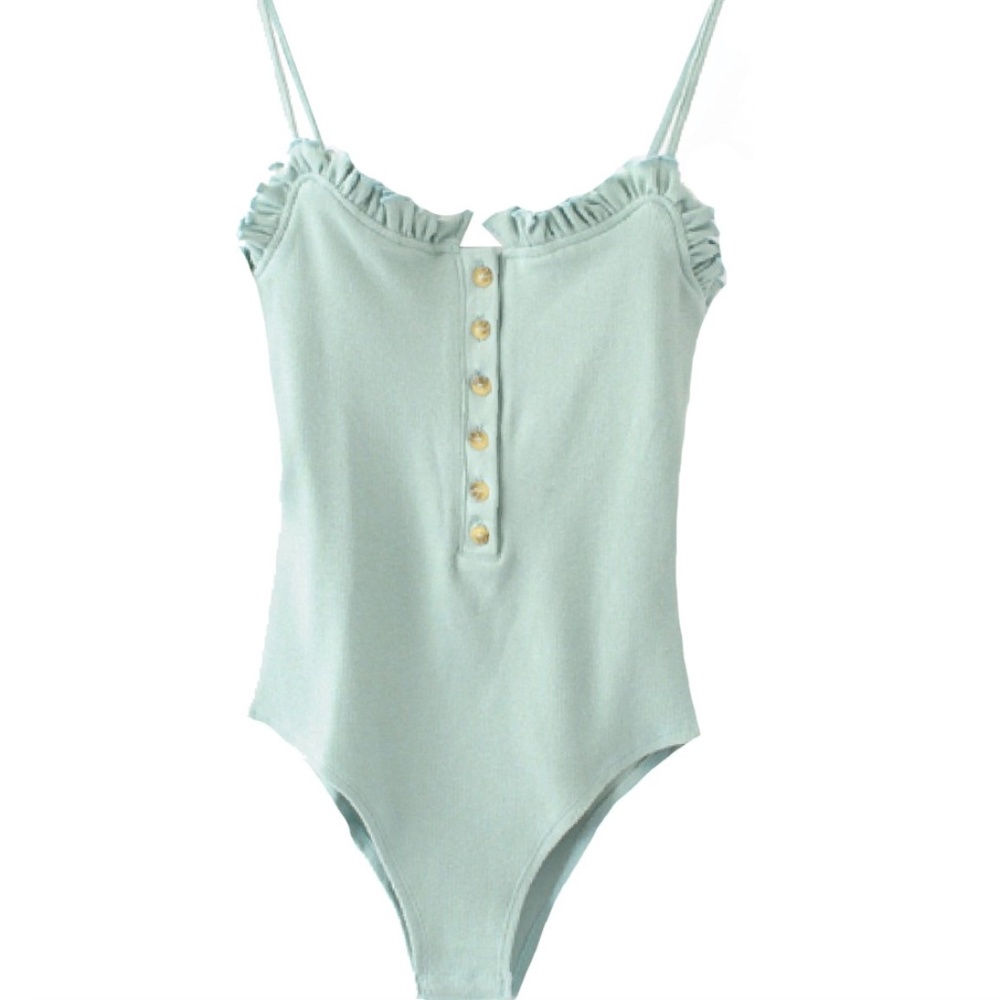 Goodnight Macaroon Kacie ruffle ribbed body suit - Picture 1 of 4